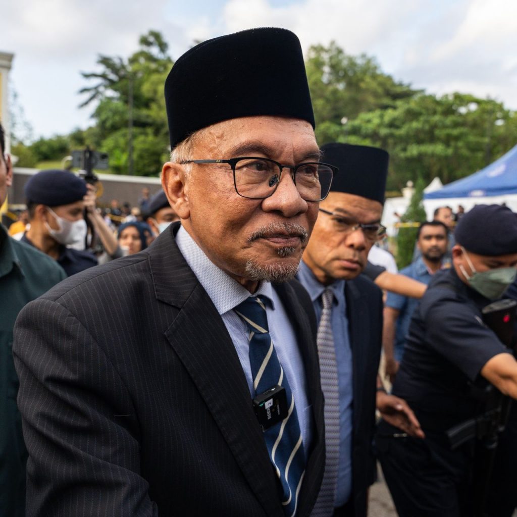 Lebih Dua Dekad Berjuang, Ini 10 Fakta Tentang Datuk Seri Anwar Ibrahim ...