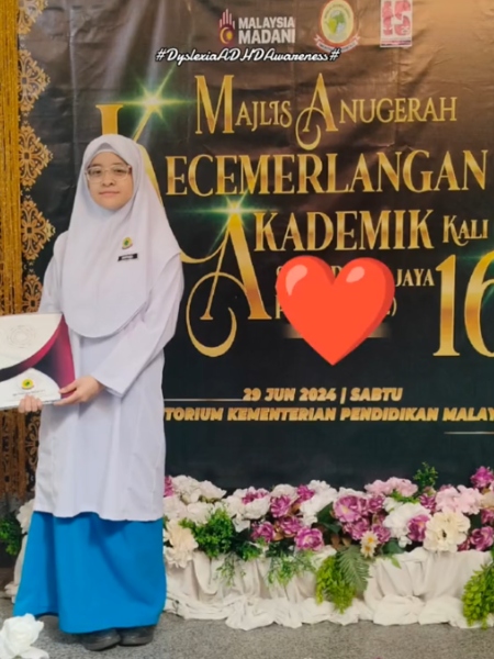 pelajar cemerlang