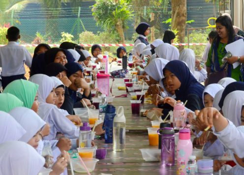 keracunan makanan