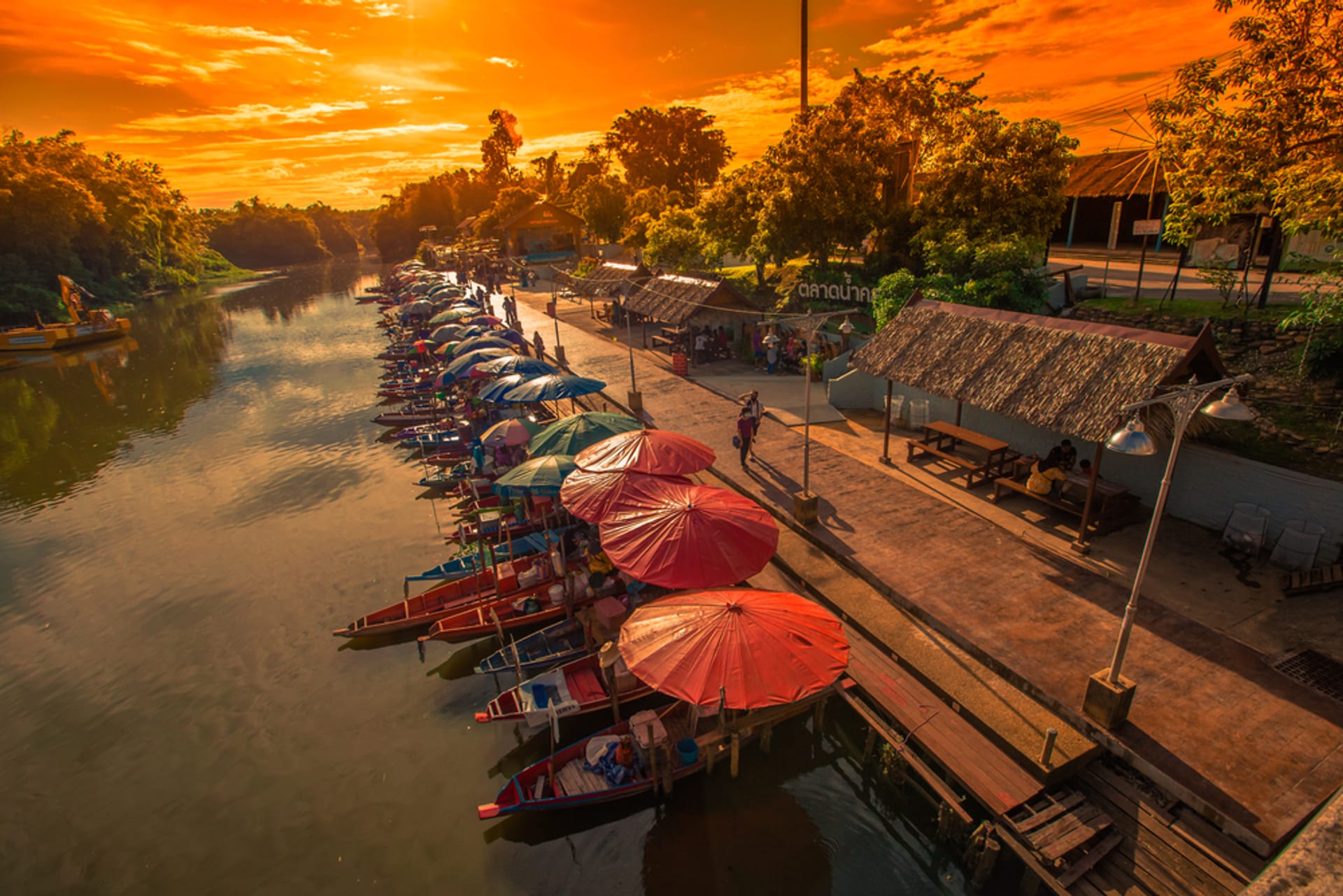 TEMPAT PELANCONGAN