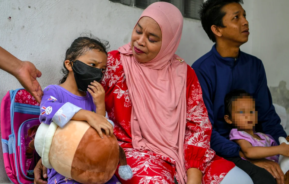 dipukul ibu