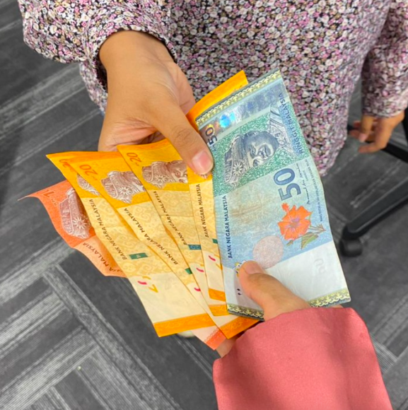 bayar hutang