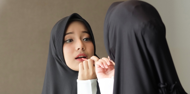 CANTIK YANG DIHARAMKAN