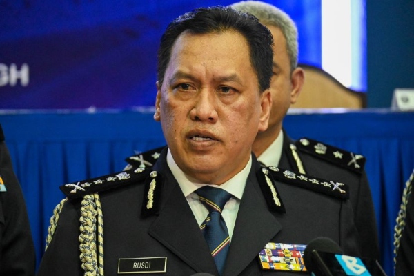 mendera budak
