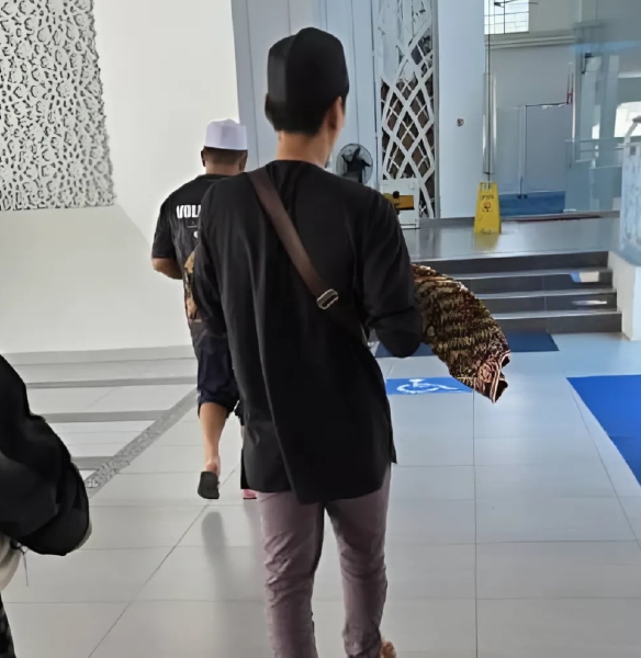 bayi lelaki