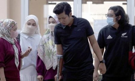 kesan darah dalam bilik
