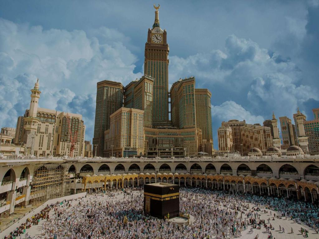 bulan madu sambil umrah