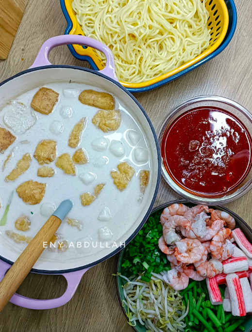 penang white curry mee