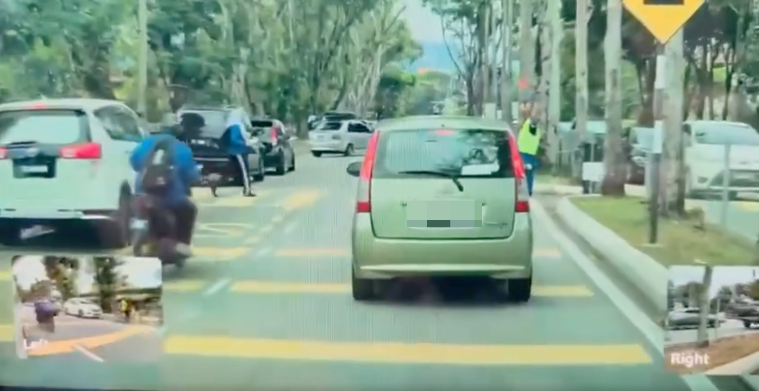 REMPUH PELAJAR DEPAN SEKOLAH