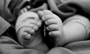 bayi 7 bulan
