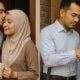 suami cium isteri