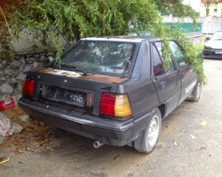 kereta buruk