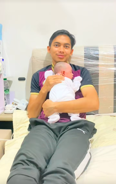 ayah jaga anak