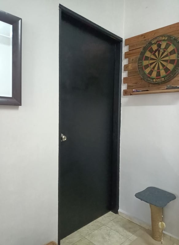 pintu rumah
