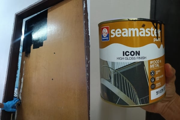 pintu rumah kayu
