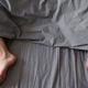TIDUR KAKI ARAH KIBLAT