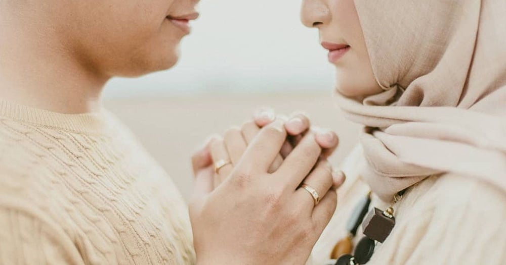 BISIKAN SYAITAN