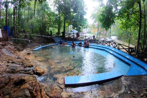 Kolam Air Panas La, Besut