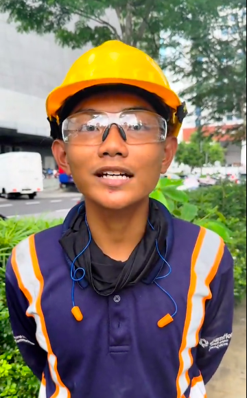 kerja di alam flora