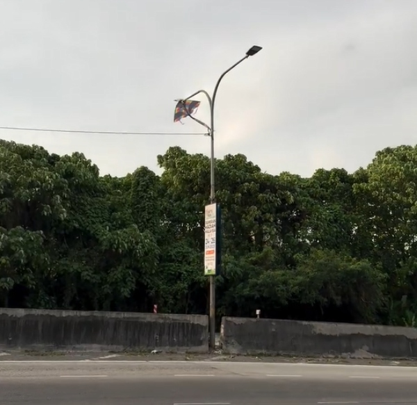 tali layang-layang