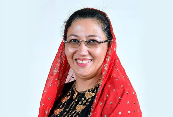 WANITA KAYA DI MALAYSIA