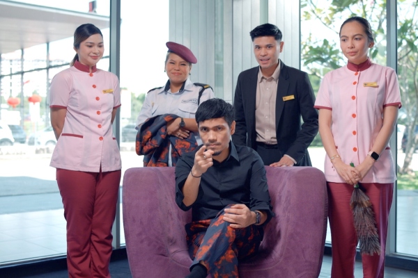 boleh saya bantu?