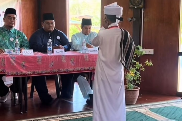 laungan azan