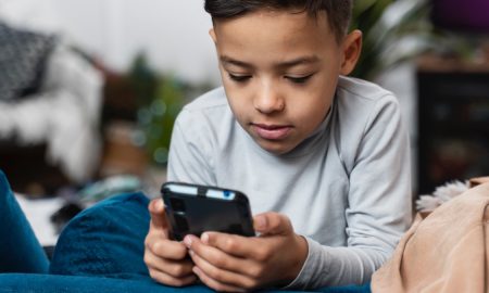 ANAK ALAMI PSEUDO AUTISM