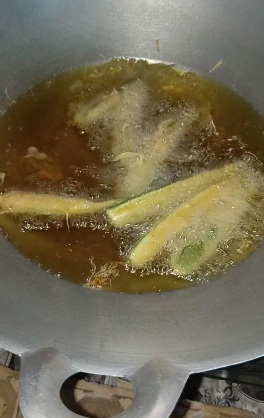 SAYUR BENDI GORENG