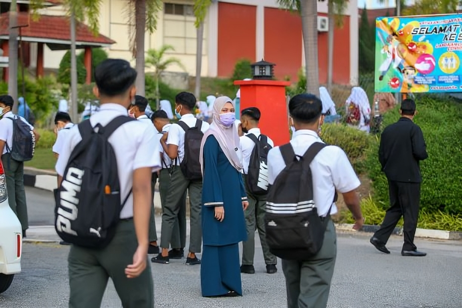 pengetua sekolah