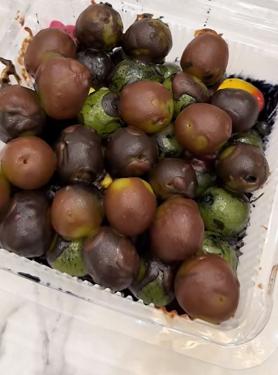 PENIAGA MAKANAN MENIPU