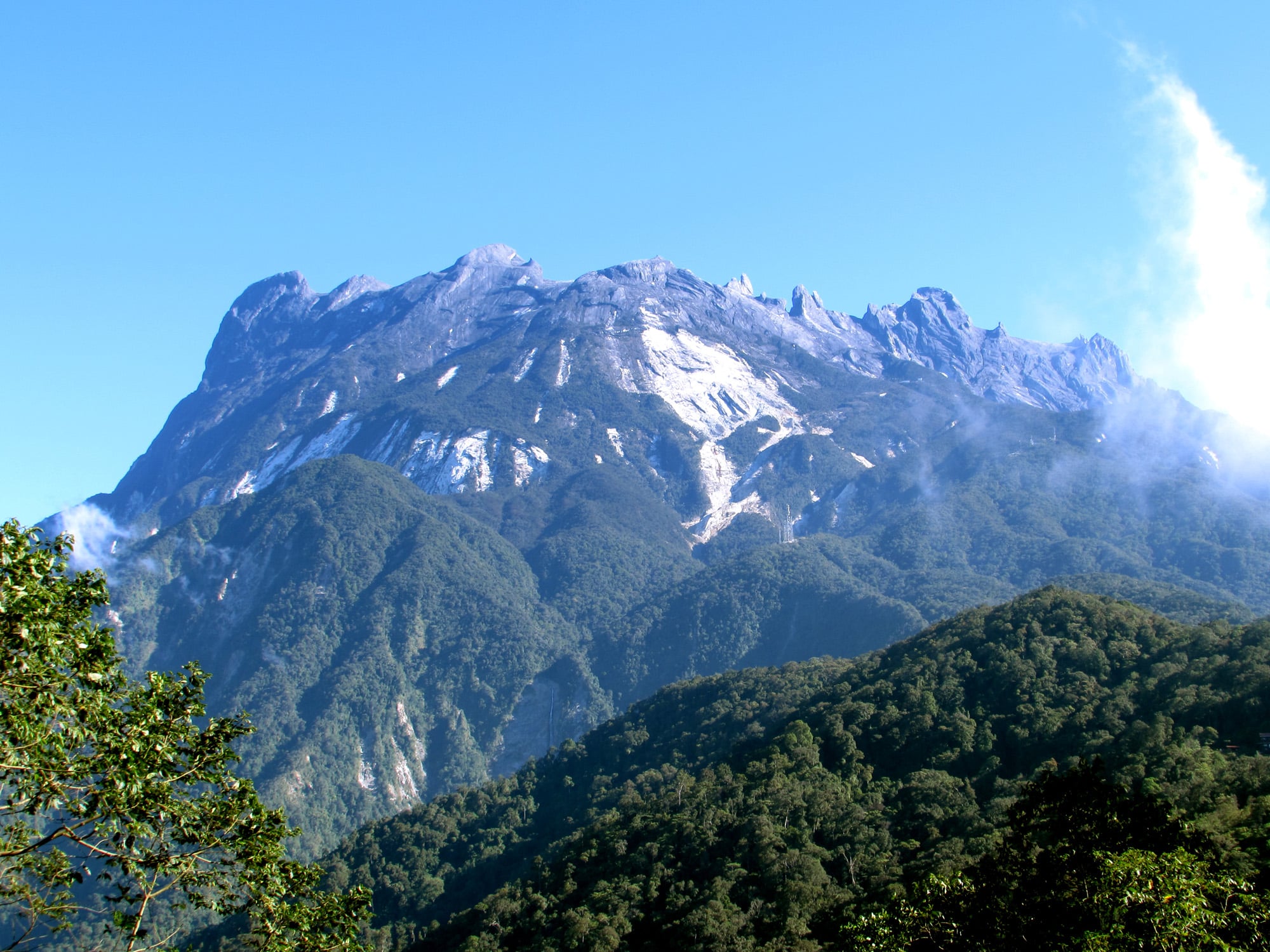 GUNUNG PALING SERAM