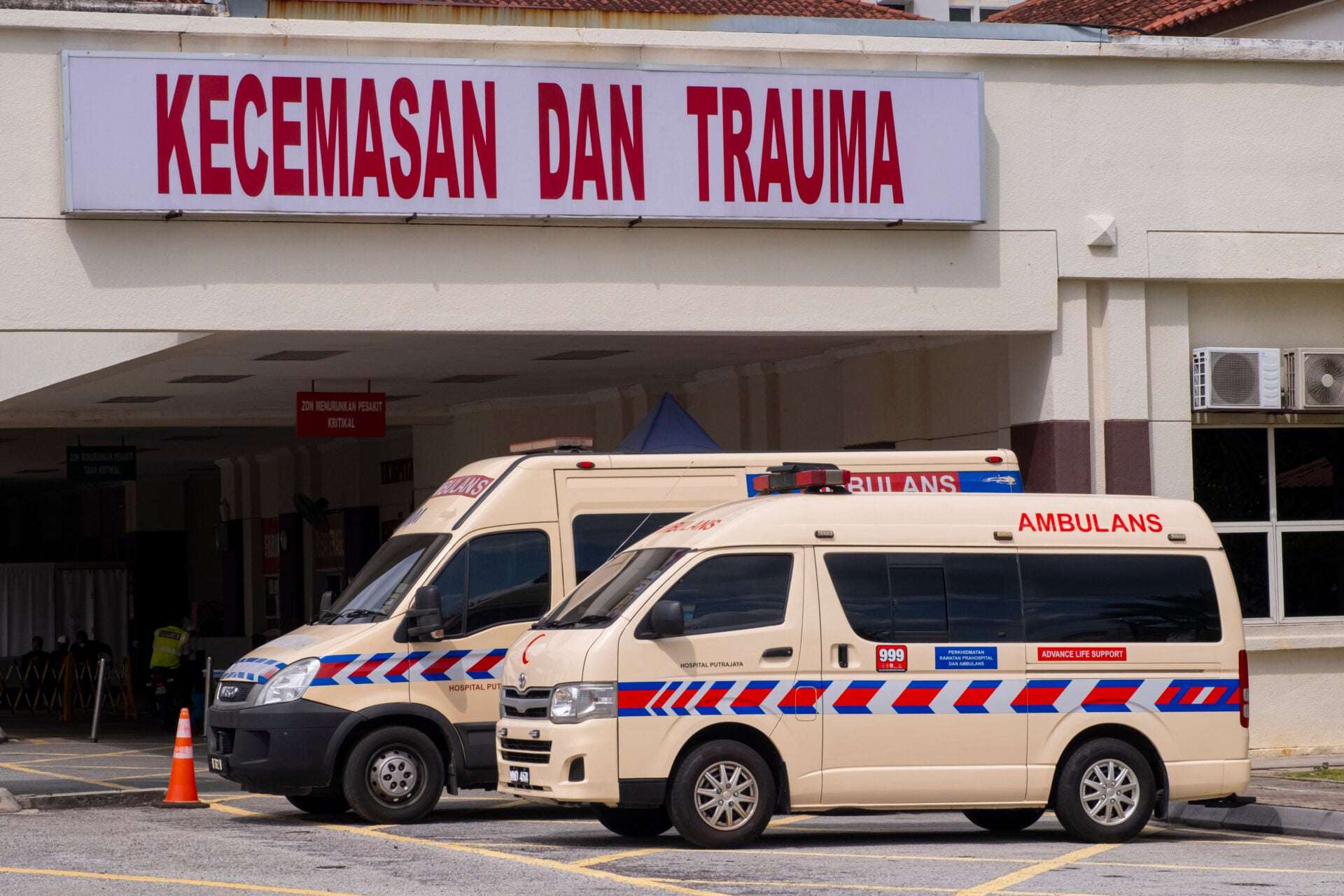 PANGGILAN KECEMASAN
