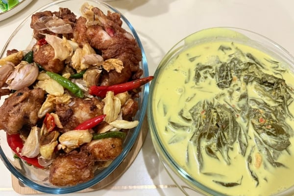 ayam goreng bawang putih