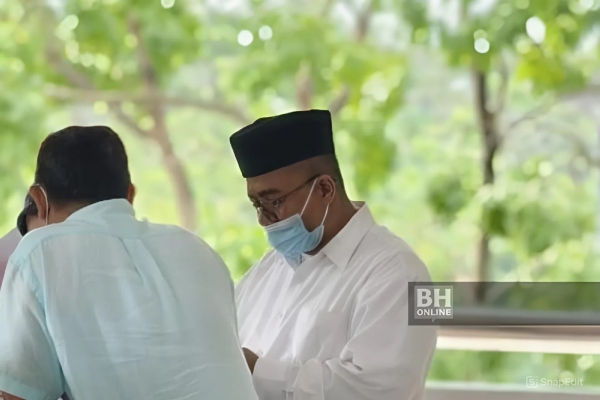 pelajar perempuan