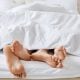 POSISI TIDUR SUAMI ISTERI
