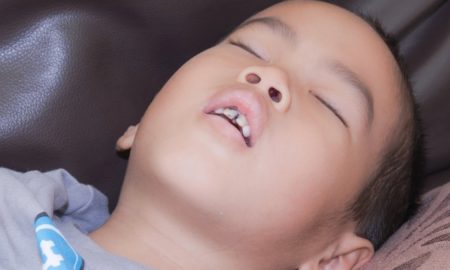 tidur mulut terbuka
