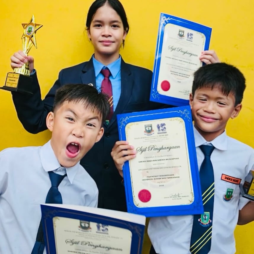 hari anugerah sekolah