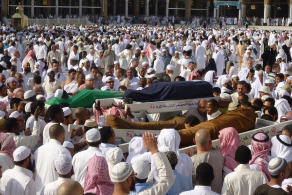 kain penutup jenazah