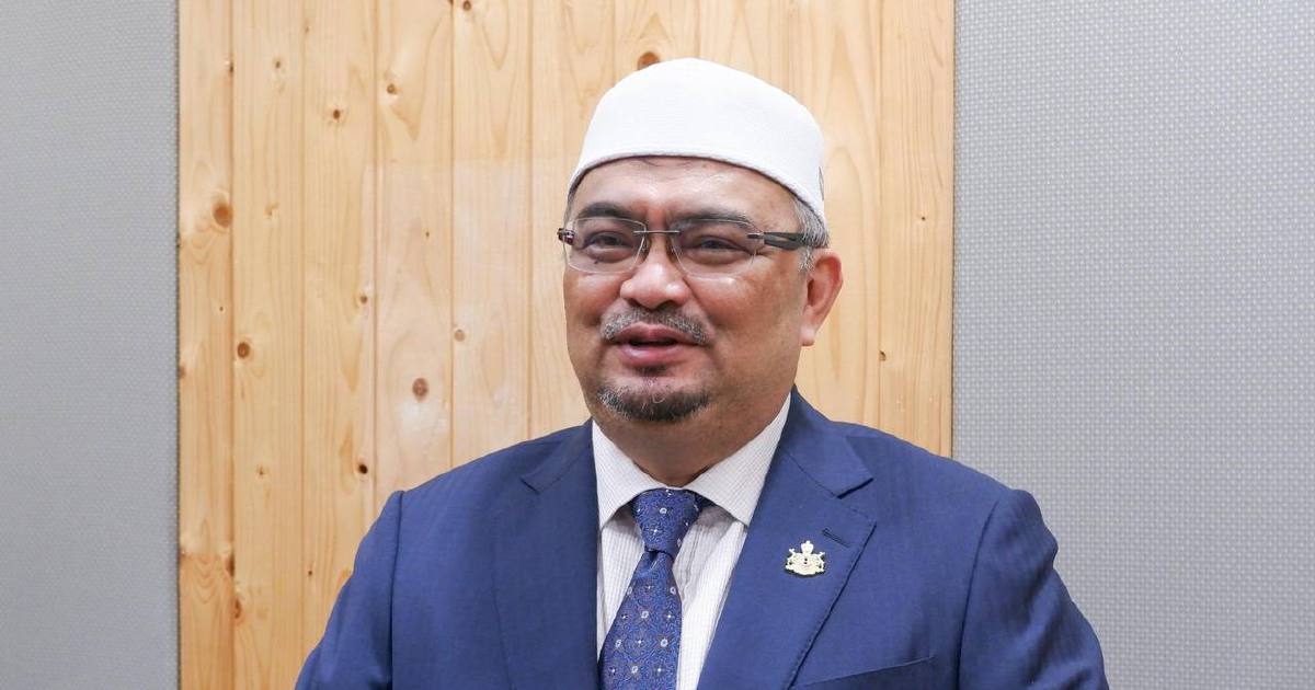 LESEN MENDULANG EMAS