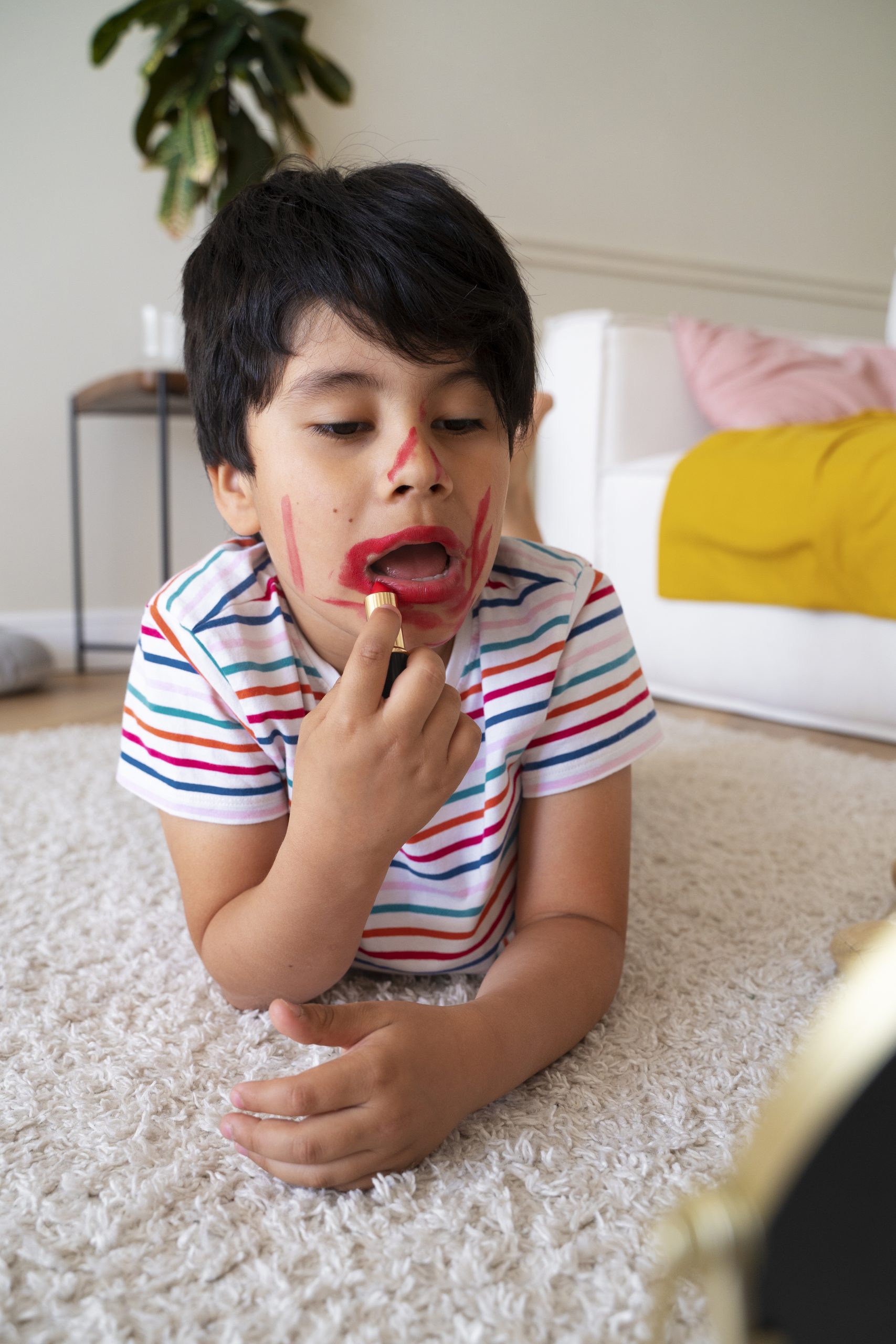 anak kecil nakal