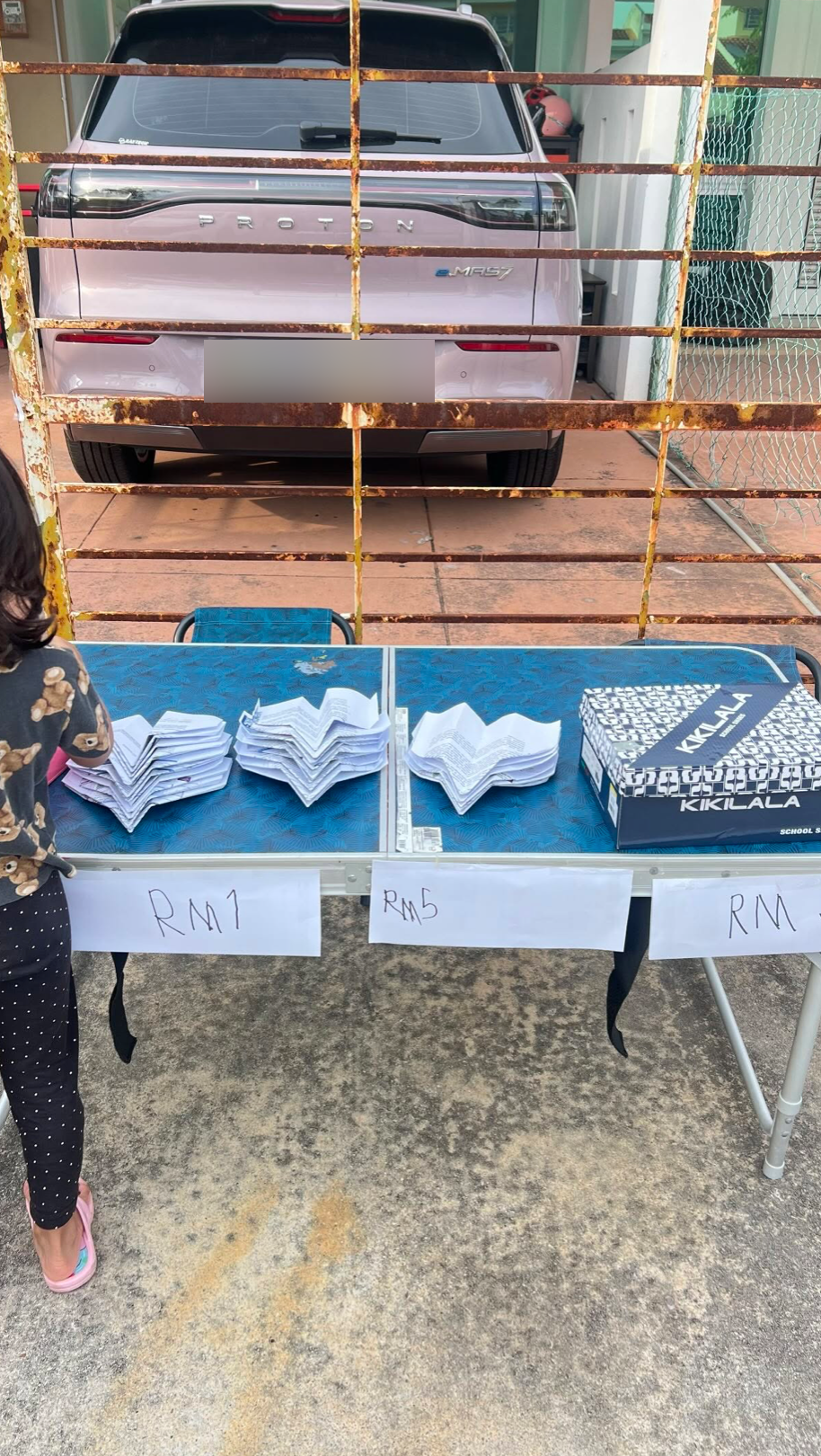 KAPAL TERBANG KERTAS
