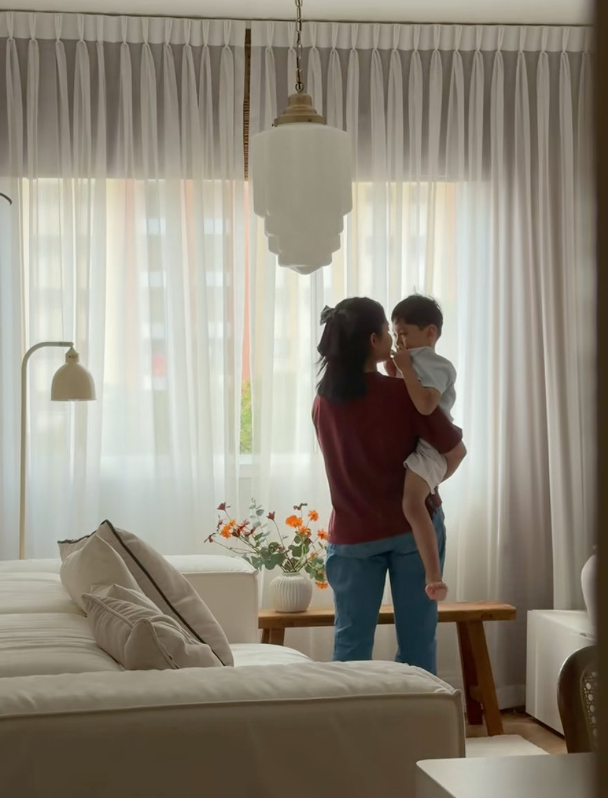 BERBUAL DENGAN ANAK