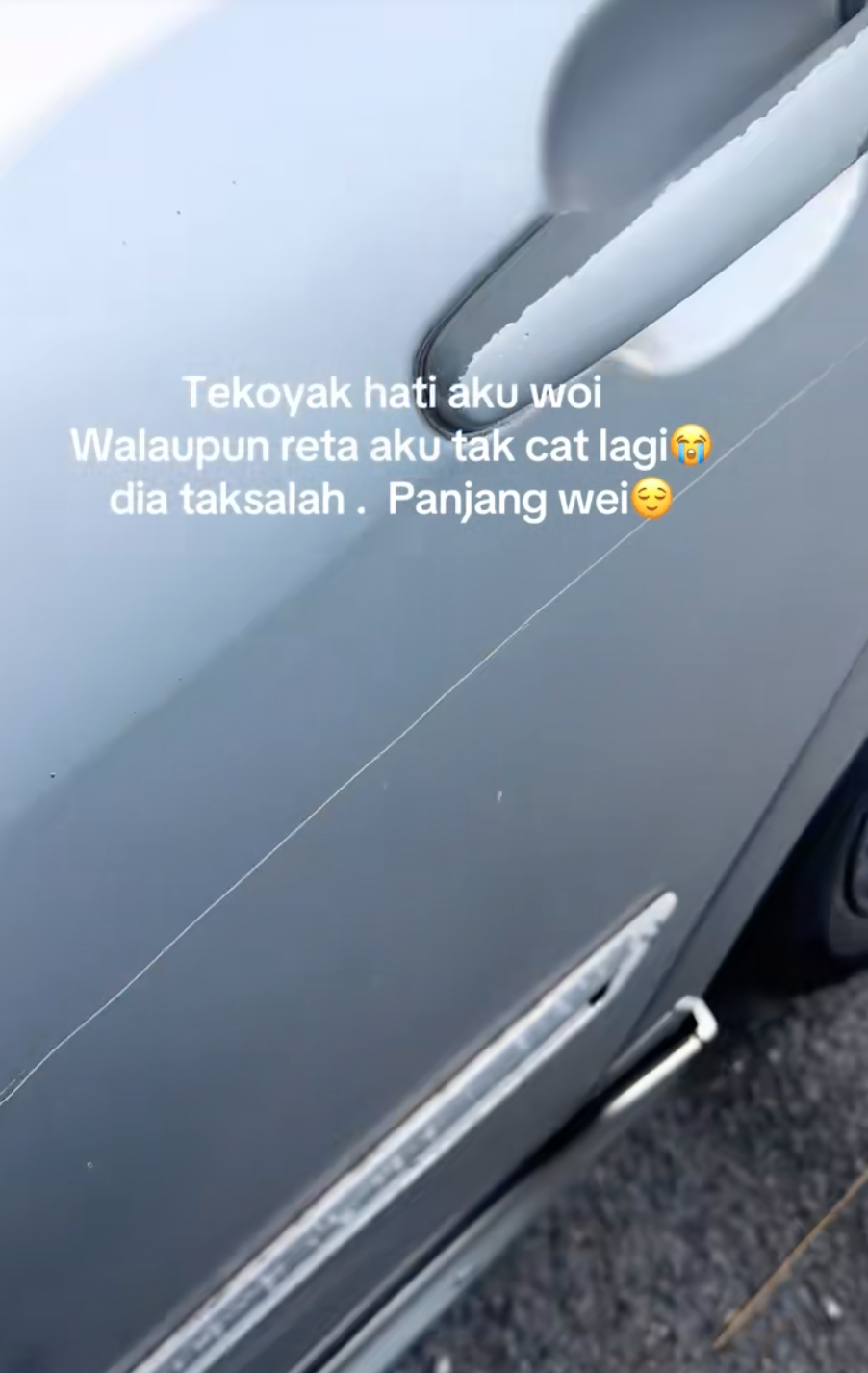 KERETA CALAR
