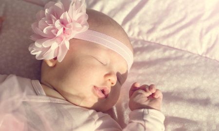 NAMA BAYI PEREMPUAN