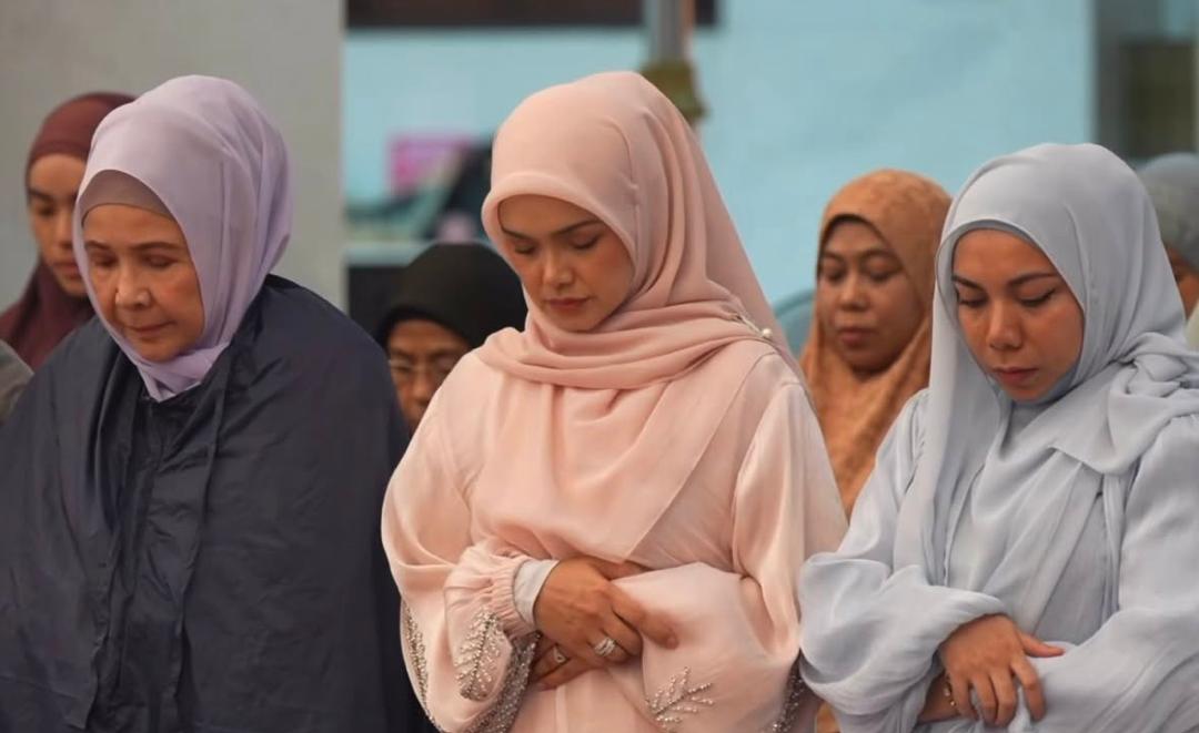 SOLAT TANPA TELEKUNG