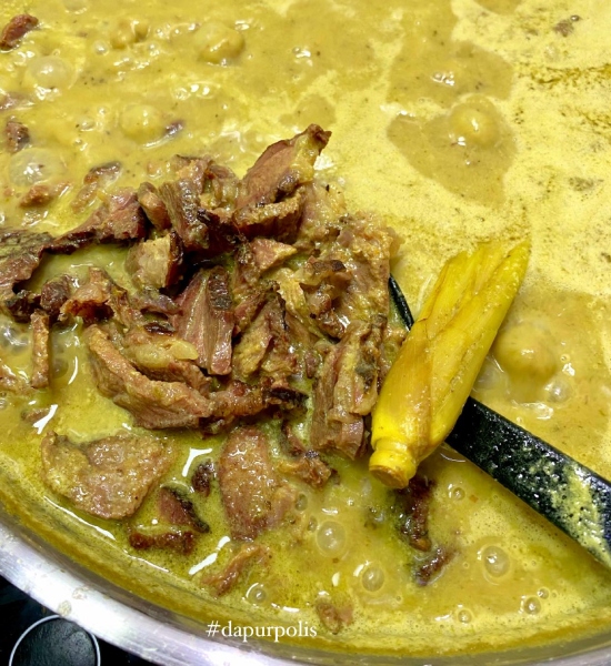 daging salai masak lemak