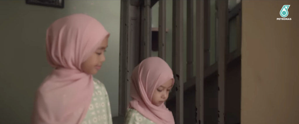 Tak Semua Gembira Sambut Raya- Iklan Raya PETRONAS Ini Buka Mata Tentang Realiti Kehidupan 4 Iklan Raya PETRONAS