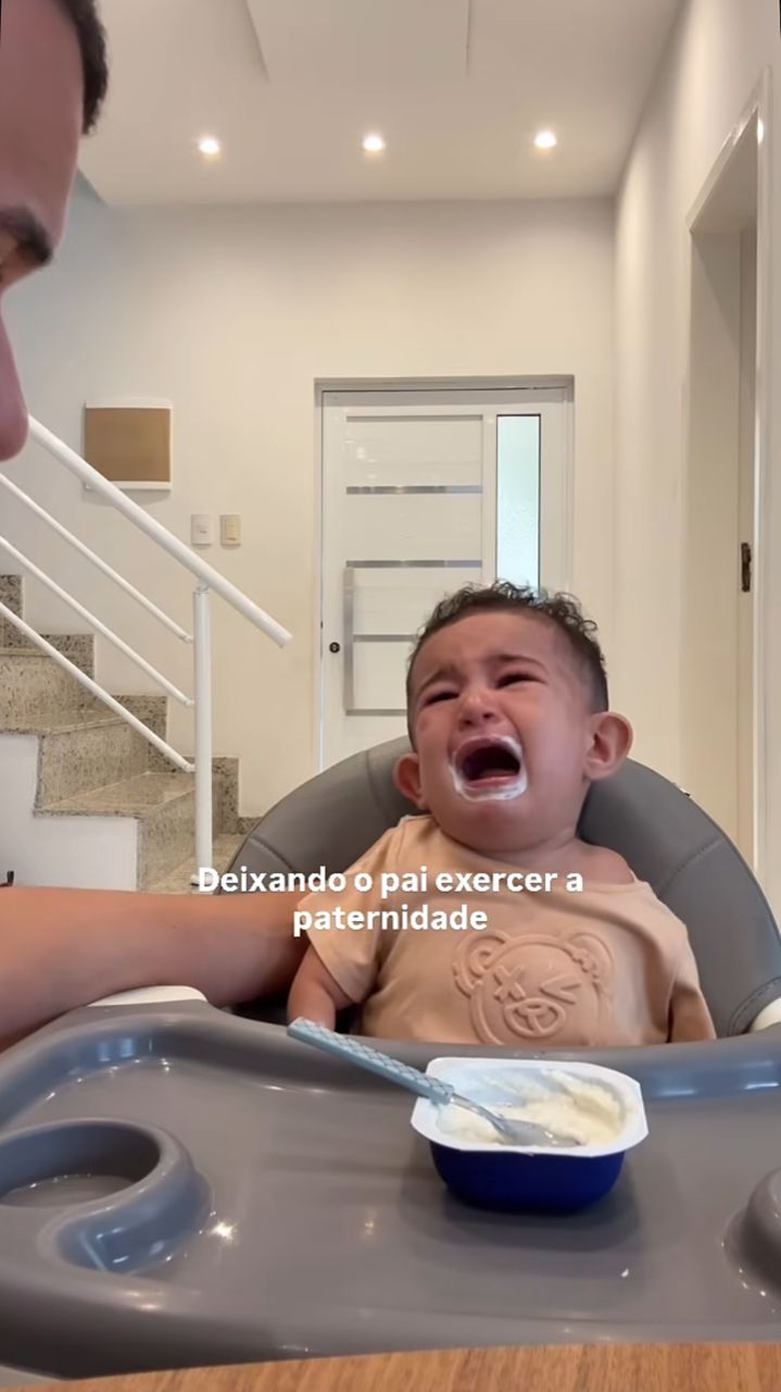 MAKAN SENDIRI