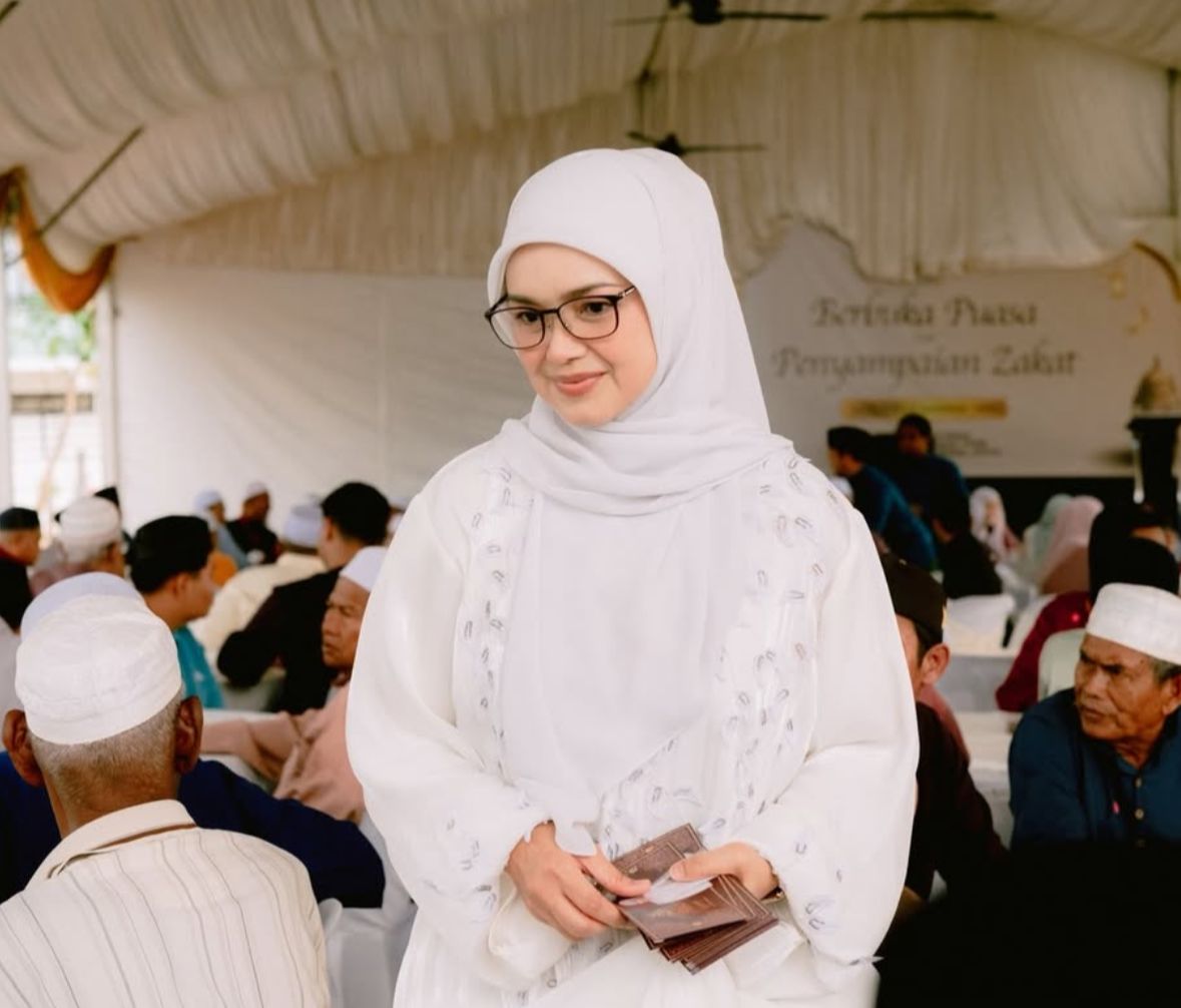 CAHAYA MATA